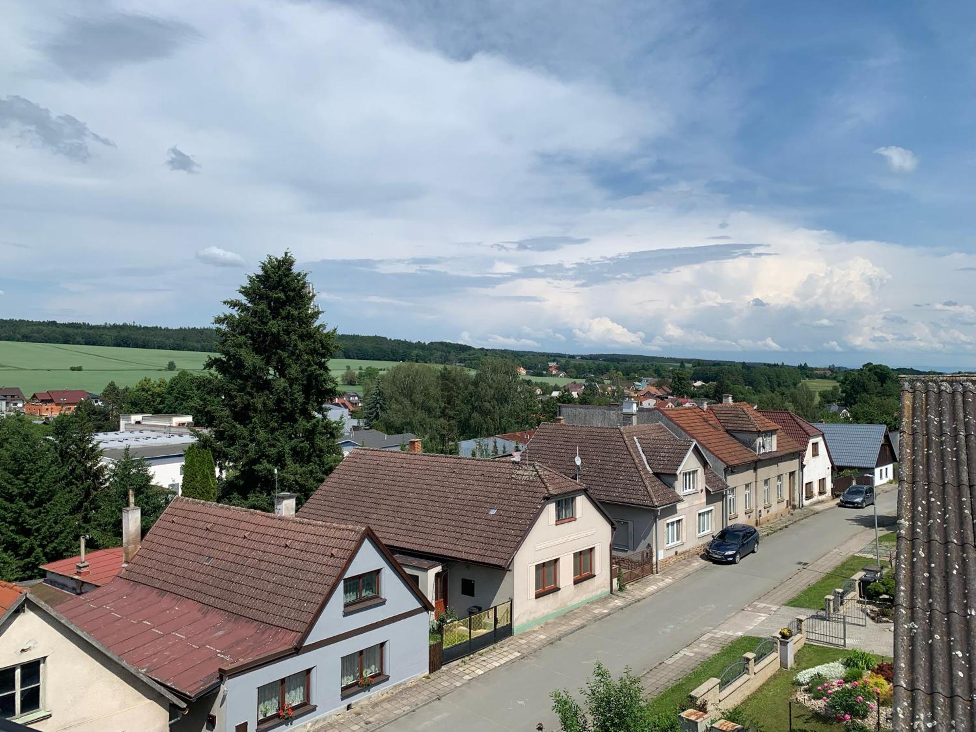 Apartmany Tera Miletín Extérieur photo